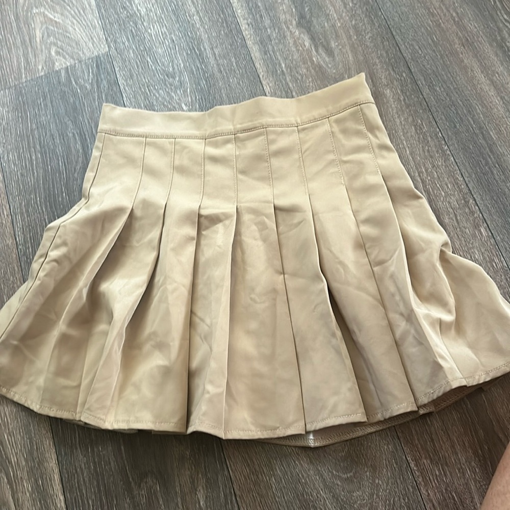 Beige skirt